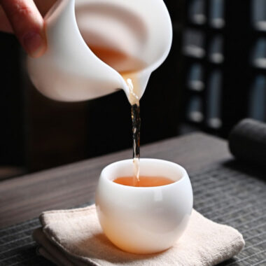 Ice Jade White Porcelain Small Tea Cup 45-50ml