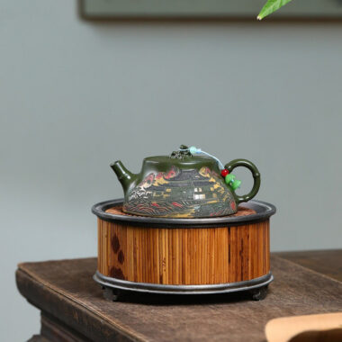 Yixing Zisha Teapot [Jiangnan Chun Yun] (Lu Ni – 170ml)