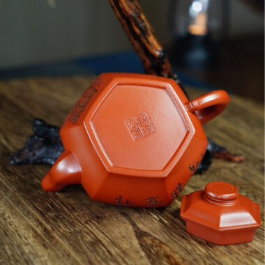 Full Handmade Yixing Zisha Teapot [Liufang Gong Deng Pot] (Zhu Ni – 310ml)