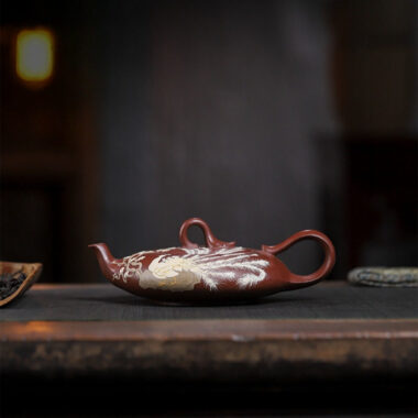 Full Handmade Yixing Zisha Teapot [Beautiful Feather] (Zi Ni – 230ml)