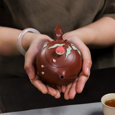 Full Handmade Yixing Zisha Teapot [Luye Shoutao] (Hong Pi Long – 280ml)