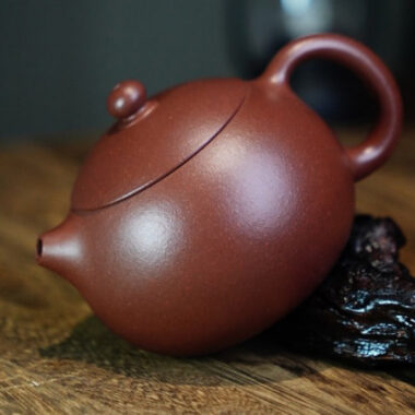 Full Handmade Yixing Zisha Teapot [Xishi Pot] (Di Cao Qing – 130ml)
