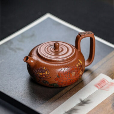 Full Handmade Yixing Zisha Teapot [Guo Se Tian Xiang] (Jiang Po Ni – 180ml)