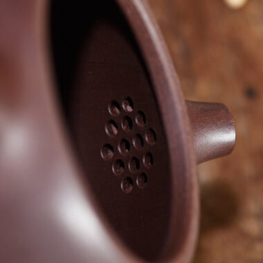 Full Handmade Yixing Zisha Teapot [Jingzhou Shi Piao Pot] (Di Cao Qing – 350ml)