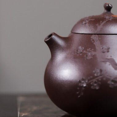 Yixing Zisha Teapot [Fragrant Eggplant] (Zi Ni – 250ml)
