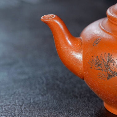 Yixing Zisha Teapot [Song Feng Xiao Ying] (Zhu Ni – 300ml)