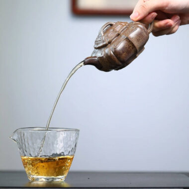 Full Handmade Yixing Zisha Teapot [Jinnang Ruyi Pot] (Di Cao Qing Firewood Fired – 180ml)