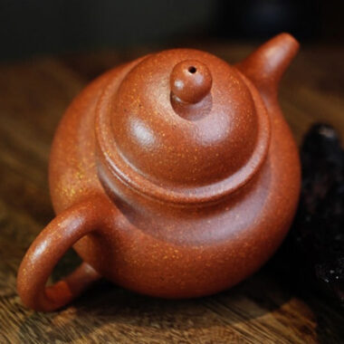 Full Handmade Yixing Zisha Teapot [Duo Qiu Pot] (Jiang Po Ni – 200ml)