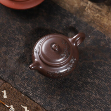 Yixing Zisha Teapot [Frangrant Fanggu] (Zi Ni – 260ml)