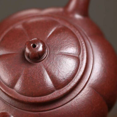 Yixing Zisha Teapot [Lotus Ban Piao] (Zi Ni – 170ml)