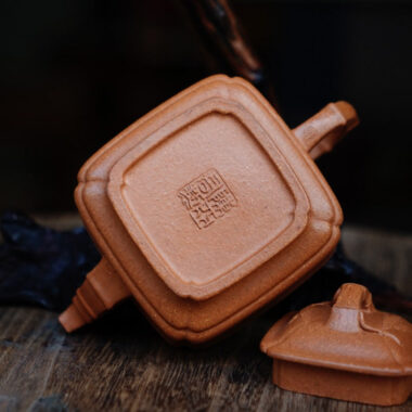 Full Handmade Yixing Zisha Teapot [Sifang Bamboo Pot] (Jiang Po Ni – 200ml)