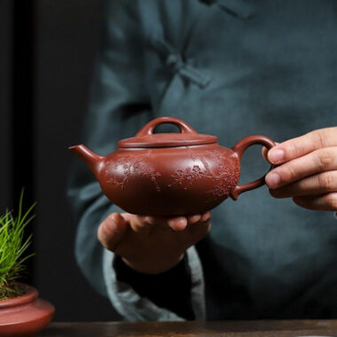 Full Handmade Yixing Zisha Teapot [Han Xiang] (Hong Pi Long – 350ml)