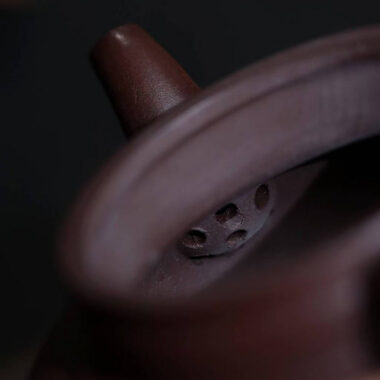 Yixing Zisha Teapot [San Zu Ao Xue] (Zi Ni – 230ml)