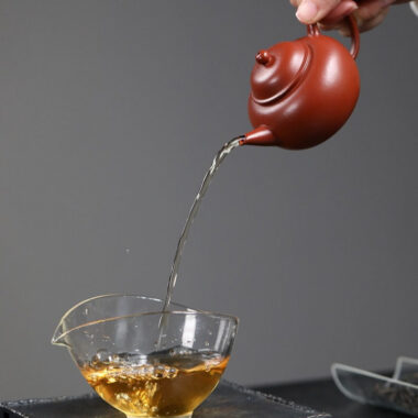 Yixing Zisha Teapot [Mini Shui Ping] (Zhu Ni – 130ml)