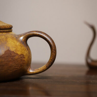 Yixing Zisha Teapot [Han Jiang] (Huangjin Duan Firewood Fired – 180ml)