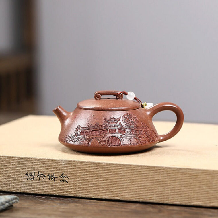 Yixing Zisha Teapot [Qiao Gai Na Piao] (Jiang Po Ni – 170ml)