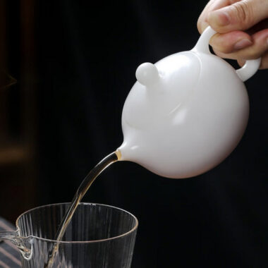 Ice Jade White Porcelain [Xishi Pot] 200/300ml