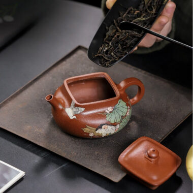 Full Handmade Yixing Zisha Teapot [Shui Meiren] (Hong Jiang Po Ni – 190ml)