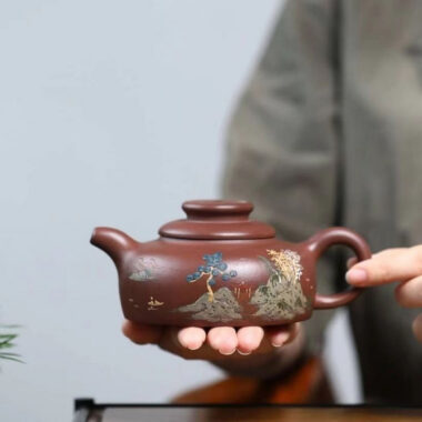 Yixing Zisha Teapot [Shanshui Han Jiang Julun] (Di Cao Qing – 250ml)