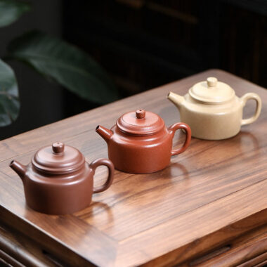 Yixing Zisha Teapot [De Zhong] (Bensan Lu Ni/Jiang Po Ni/Zi Ni – 170ml)