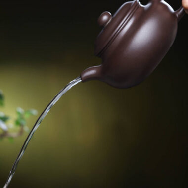Full Handmade Yixing Zisha Teapot [Fanggu Pot] (Lao Zi Ni – 230ml)