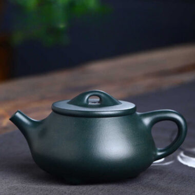Full Handmade Yixing Zisha Teapot [Jingzhou Shi Piao Pot] (Lu Ni – 200ml)