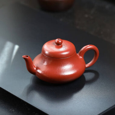 Full Handmade Yixing Zisha Teapot [Junde Pot] (Xiao Meiyao Zhu Ni – 180ml)