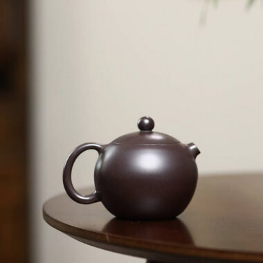 Yixing Zisha Teapot [Hetun Xishi] (Chi Long Xue Sha – 220ml)