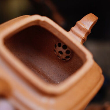 Full Handmade Yixing Zisha Teapot [Sifang Bamboo Pot] (Jiang Po Ni – 200ml)