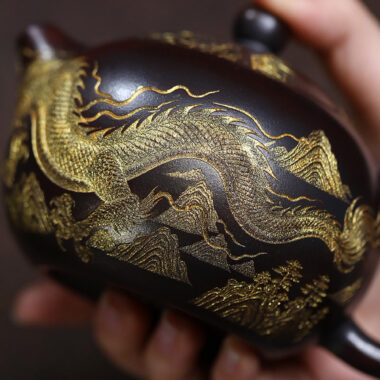Yixing Zisha Teapot [Gilded Dragon Xishi] (Gu Hong Ni – 300ml)