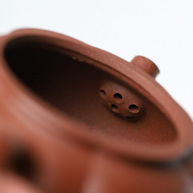 Yixing Zisha Teapot [Plum Han Jiang] (Zi Ni – 180ml)