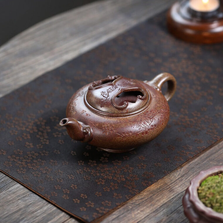 Yixing Zisha Teapot [Niu Gai An Xiang] (Duan Ni Firewood Firing – 300ml)