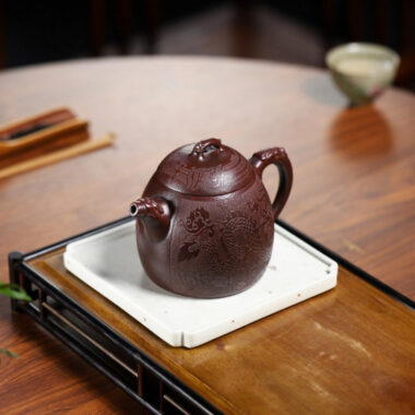Yixing Zisha Teapot [Dragon Qin Quan] (Long Xue Sha – 380ml)
