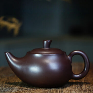 Full Handmade Yixing Zisha Teapot [Yandou Pot] (Lao Zi Ni – 180ml)