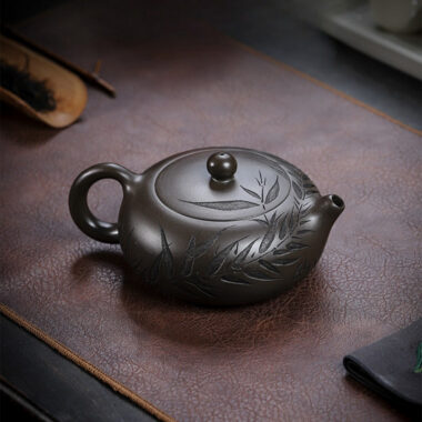 Full Handmade Yixing Zisha Teapot [Bian Yu] (Feicui Qing Zi Ni – 330ml)