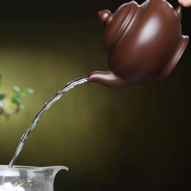 Full Handmade Yixing Zisha Teapot [Xiao Ying Pot] (Zi Ni – 260ml)