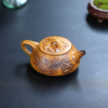 Yixing Zisha Teapot [Dragon Shi Piao] (Longgu Jin Sha – 310ml)