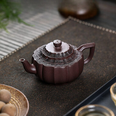 Full Handmade Yixing Zisha Teapot [Jin Wen Yu Wan] (Zi Ni – 300ml)