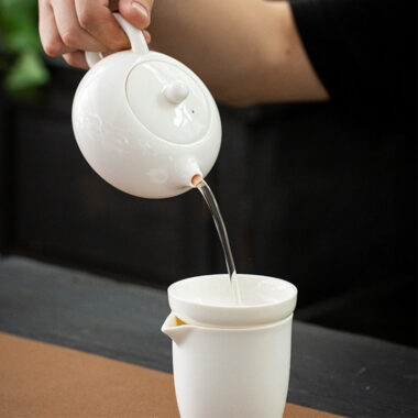 Mutton Fat Jade White Porcelain [Feng Ming Pot] 260ml