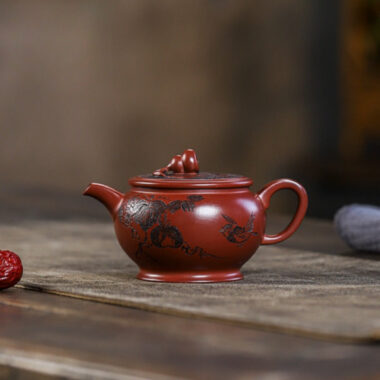 Full Handmade Yixing Zisha Teapot [Good Fortune] (Long Xue Sha – 200ml)