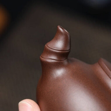 Full Handmade Yixing Zisha Teapot [Elegant Bamboo Pot] (Zi Ni – 300ml)