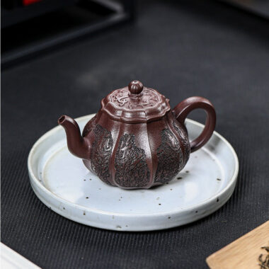 Full Handmade Yixing Zisha Teapot [Hua Ruyi] (Zi Ni – 160ml)