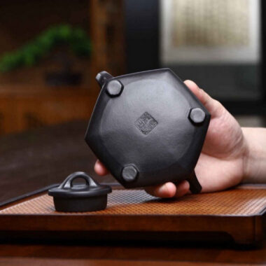 Full Handmade Yixing Zisha Teapot [Liufang Shi Piao Pot] (Shi Huang – 280ml)