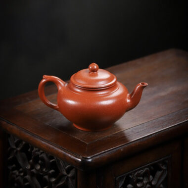 Yixing Zisha Teapot [Xiao Ying] (Jiang Po Ni – 220ml)