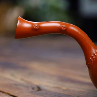 Full Handmade Yixing Zisha Teapot [Pine Needle Tang Yu Pot] (Zhu Ni – 280ml)