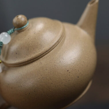 Yixing Zisha Teapot [Shui Ping] (Bensan Lu Ni – 150ml)