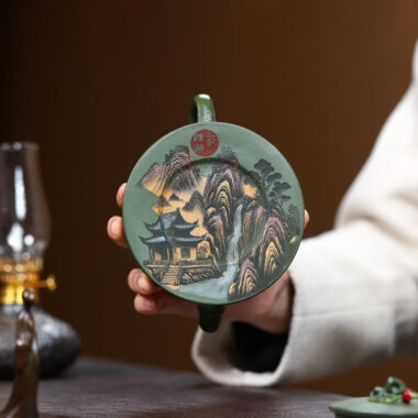 Yixing Zisha Teapot [Mountains & Rivers] (Lu Ni – 230ml)