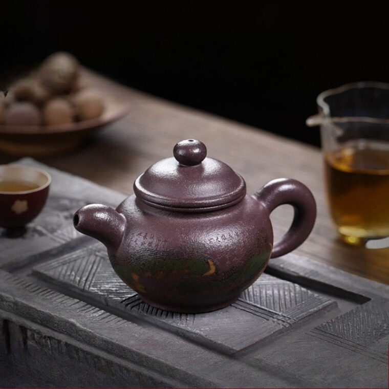 Full Handmade Yixing Zisha Teapot [The Great Wall] (30 Mu Jinsha Zi Ni – 300ml)