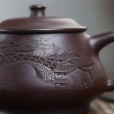 Full Handmade Yixing Zisha Teapot [Jiangnan Gao Shi Piao Pot] (Zi Ni – 270ml)