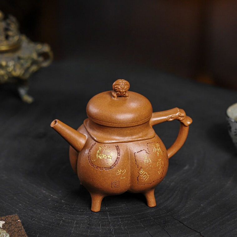 Full Handmade Yixing Zisha Teapot [Shenzhou Fuding] (Jin Jiang Po Ni – 320ml)
